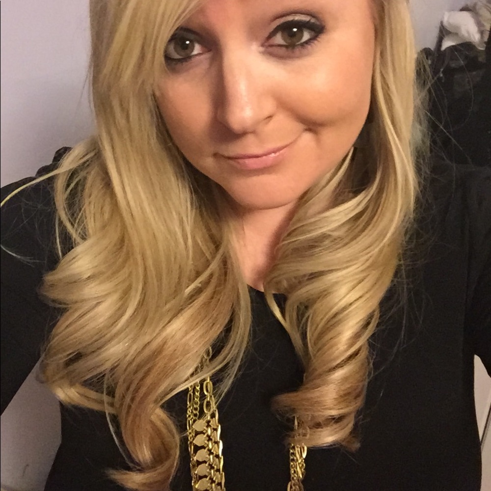 Meet your Posher, Loretta